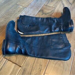 SOLD!! FRYE Paige Leather Tall Boots Black Short Heel Knee High Riding Boots 6.5